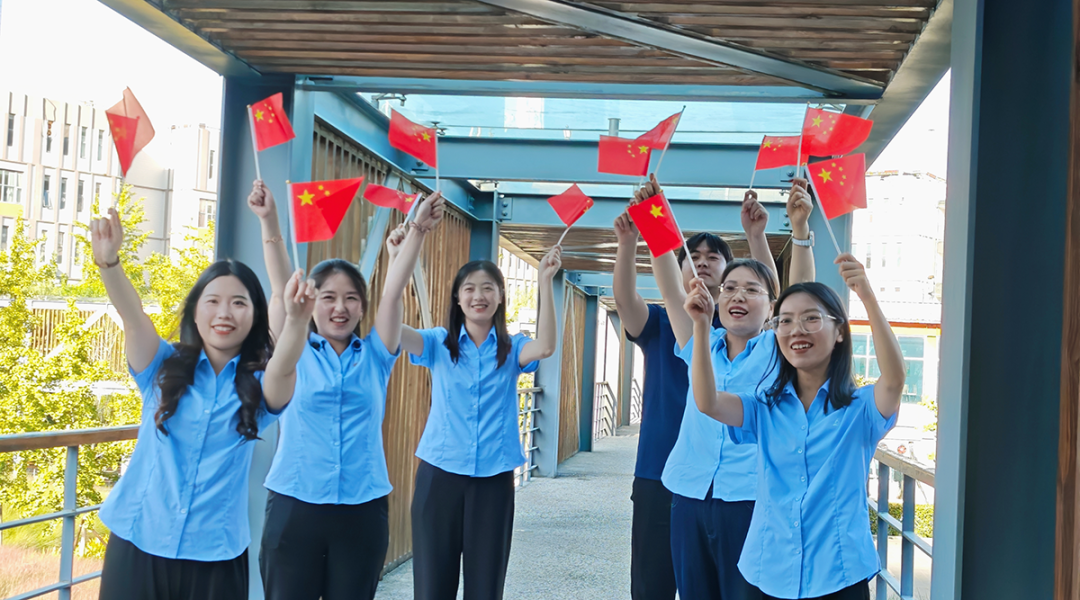告白祖國 共慶華誕|馳誠電氣祝偉大祖國繁榮昌盛