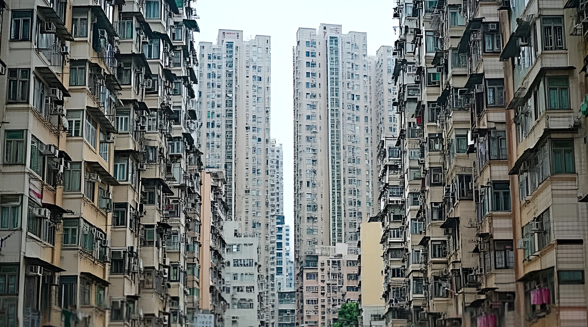 逃命手冊(cè)|高層火災(zāi)逃生：向上跑還是向下沖？