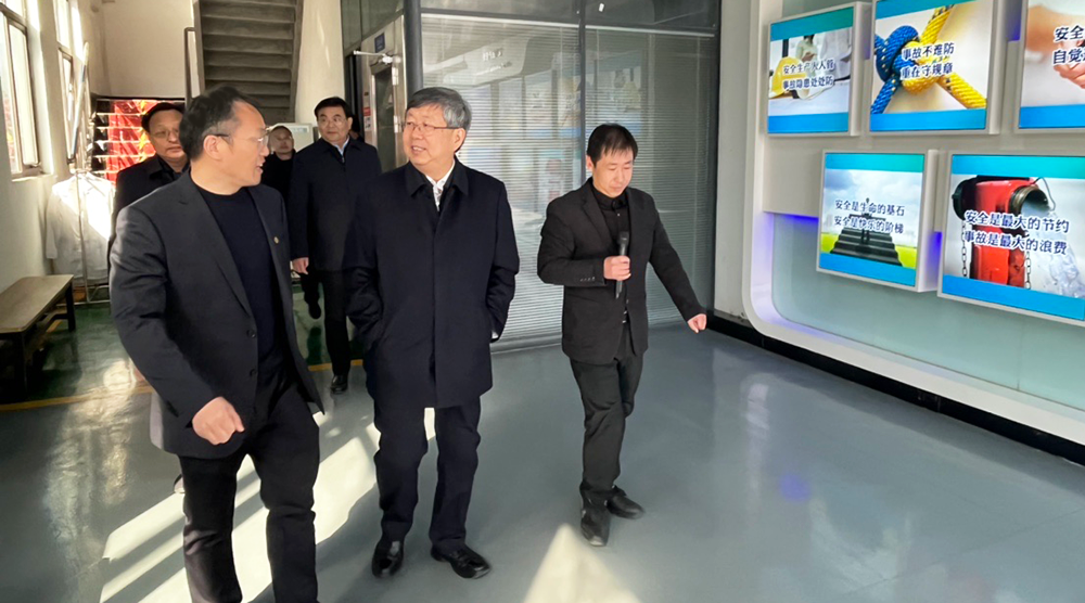 中國(guó)工程院院士、河南省政協(xié)副主席劉炯天一行蒞臨許昌馳誠(chéng)調(diào)研