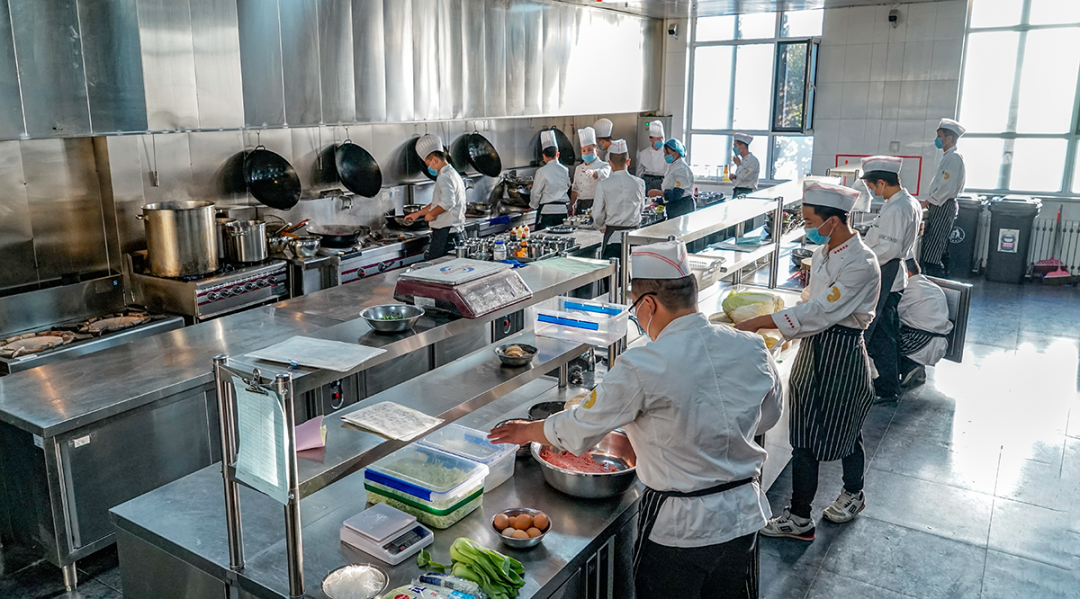 報(bào)警器安裝位置不對(duì)=白忙活 餐飲企業(yè)如何有效安裝燃?xì)鈭?bào)警器？