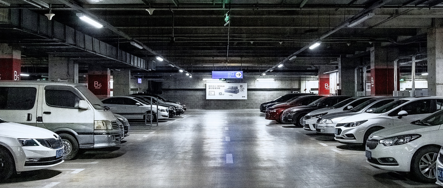 攝圖網(wǎng)_501224100_wx_地下車庫(kù)停車場(chǎng)（企業(yè)商用）.jpg